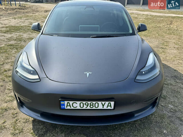 Серый Тесла Модель 3, объемом двигателя 0 л и пробегом 20 тыс. км за 23000 $, фото 1 на Automoto.ua
