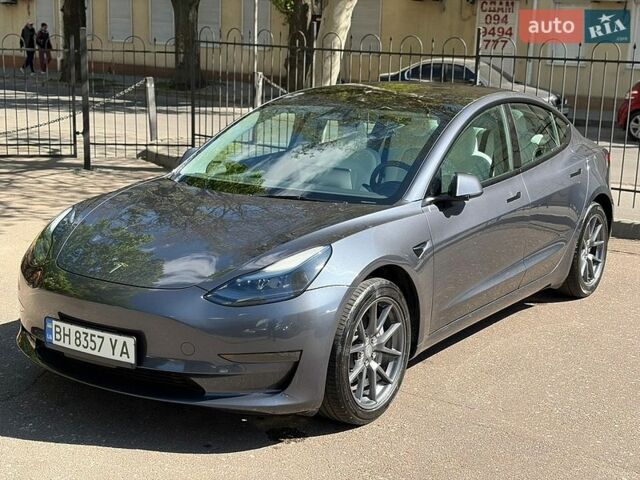 Серый Тесла Модель 3, объемом двигателя 0 л и пробегом 20 тыс. км за 25000 $, фото 1 на Automoto.ua