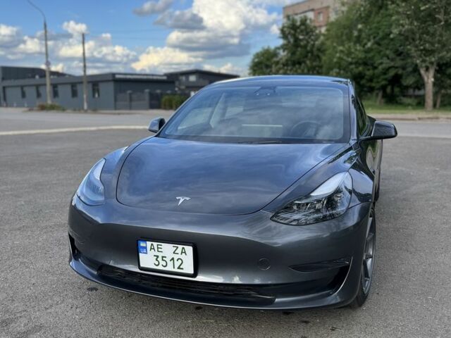 Сірий Тесла Модель 3, об'ємом двигуна 0 л та пробігом 11 тис. км за 20000 $, фото 1 на Automoto.ua