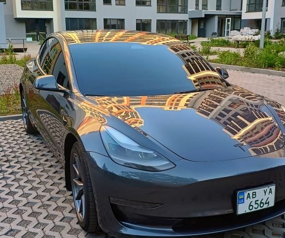 Сірий Тесла Модель 3, об'ємом двигуна 0 л та пробігом 70 тис. км за 21000 $, фото 1 на Automoto.ua