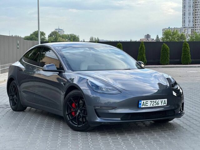 Сірий Тесла Модель 3, об'ємом двигуна 0 л та пробігом 47 тис. км за 23567 $, фото 1 на Automoto.ua