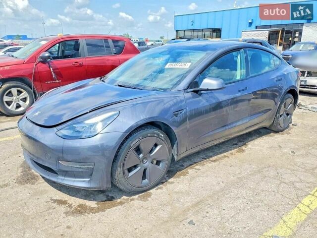 Серый Тесла Модель 3, объемом двигателя 0 л и пробегом 61 тыс. км за 7500 $, фото 1 на Automoto.ua