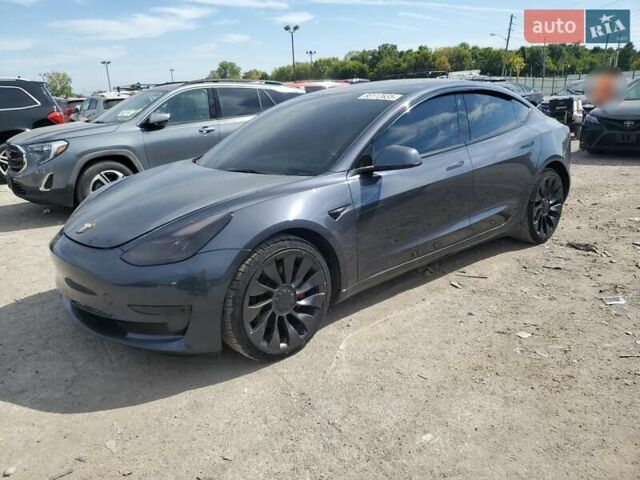 Серый Тесла Модель 3, объемом двигателя 0 л и пробегом 64 тыс. км за 10600 $, фото 1 на Automoto.ua