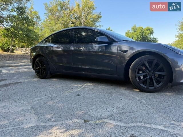 Сірий Тесла Модель 3, об'ємом двигуна 0 л та пробігом 15 тис. км за 24200 $, фото 1 на Automoto.ua