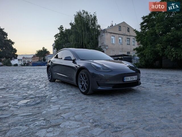 Сірий Тесла Модель 3, об'ємом двигуна 0 л та пробігом 50 тис. км за 20000 $, фото 1 на Automoto.ua