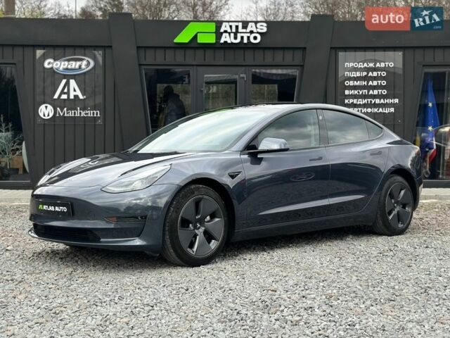 Серый Тесла Модель 3, объемом двигателя 0 л и пробегом 58 тыс. км за 21000 $, фото 1 на Automoto.ua
