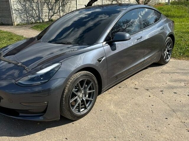 Сірий Тесла Модель 3, об'ємом двигуна 0 л та пробігом 48 тис. км за 20500 $, фото 1 на Automoto.ua