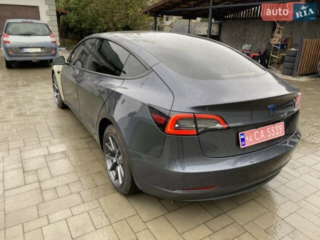 Сірий Тесла Модель 3, об'ємом двигуна 0 л та пробігом 8 тис. км за 21100 $, фото 1 на Automoto.ua
