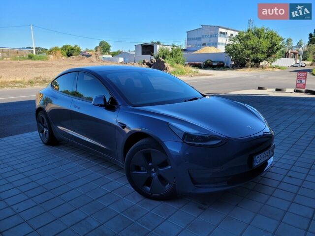 Серый Тесла Модель 3, объемом двигателя 0 л и пробегом 39 тыс. км за 22500 $, фото 1 на Automoto.ua