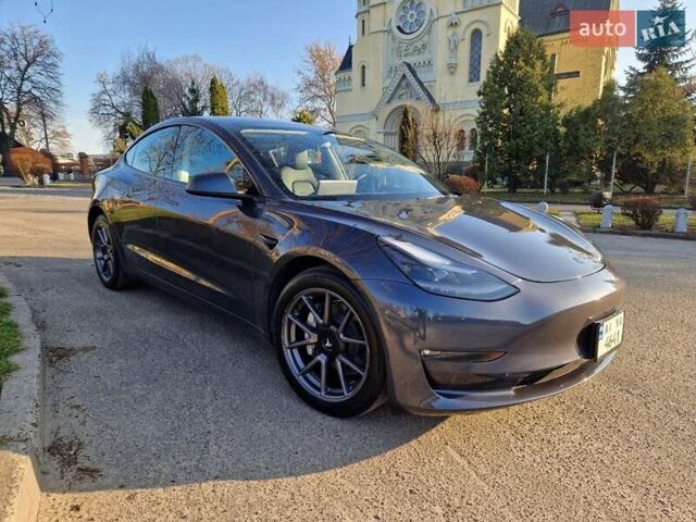 Сірий Тесла Модель 3, об'ємом двигуна 0 л та пробігом 13 тис. км за 23500 $, фото 1 на Automoto.ua
