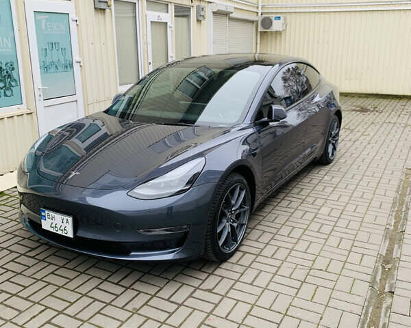 Сірий Тесла Модель 3, об'ємом двигуна 0 л та пробігом 32 тис. км за 21500 $, фото 1 на Automoto.ua