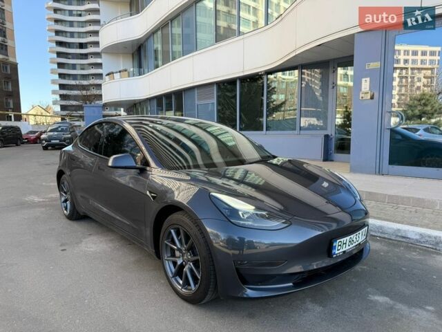 Серый Тесла Модель 3, объемом двигателя 0 л и пробегом 54 тыс. км за 19900 $, фото 1 на Automoto.ua