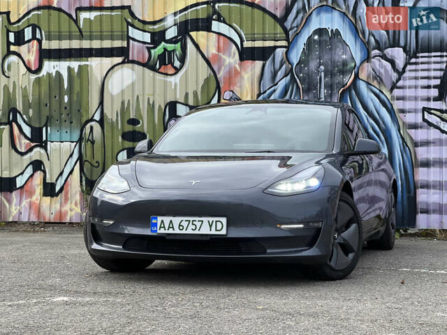 Сірий Тесла Модель 3, об'ємом двигуна 0 л та пробігом 75 тис. км за 21700 $, фото 1 на Automoto.ua