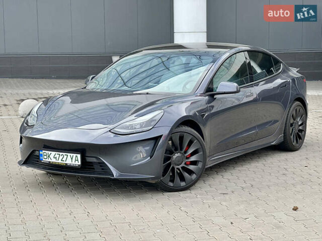 Сірий Тесла Модель 3, об'ємом двигуна 0 л та пробігом 27 тис. км за 24800 $, фото 1 на Automoto.ua