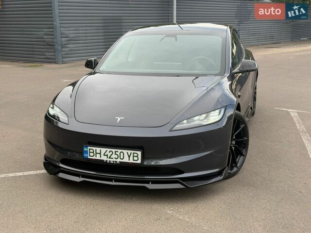 Сірий Тесла Модель 3, об'ємом двигуна 0 л та пробігом 26 тис. км за 29900 $, фото 1 на Automoto.ua