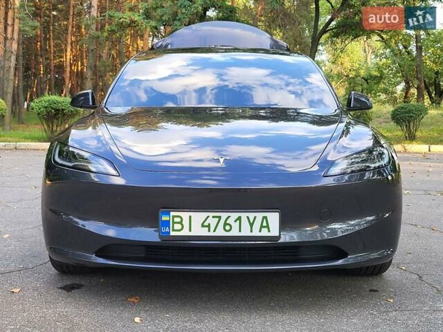 Сірий Тесла Модель 3, об'ємом двигуна 0 л та пробігом 5 тис. км за 27650 $, фото 1 на Automoto.ua