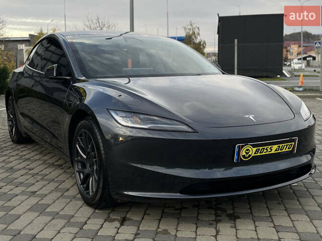 Серый Тесла Модель 3, объемом двигателя 0 л и пробегом 9 тыс. км за 33500 $, фото 1 на Automoto.ua