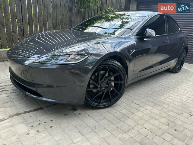 Сірий Тесла Модель 3, об'ємом двигуна 0 л та пробігом 17 тис. км за 31500 $, фото 1 на Automoto.ua