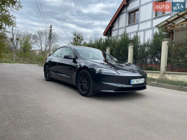 Серый Тесла Модель 3, объемом двигателя 0 л и пробегом 32 тыс. км за 25500 $, фото 1 на Automoto.ua