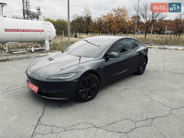 Тесла Модель 3 2024 в Днепре (Днепропетровске) на Automoto.ua Серый Тесла Модель 3, объемом двигателя 0 л и пробегом 6 тыс. км за 25600 $, фото 1 на Automoto.ua