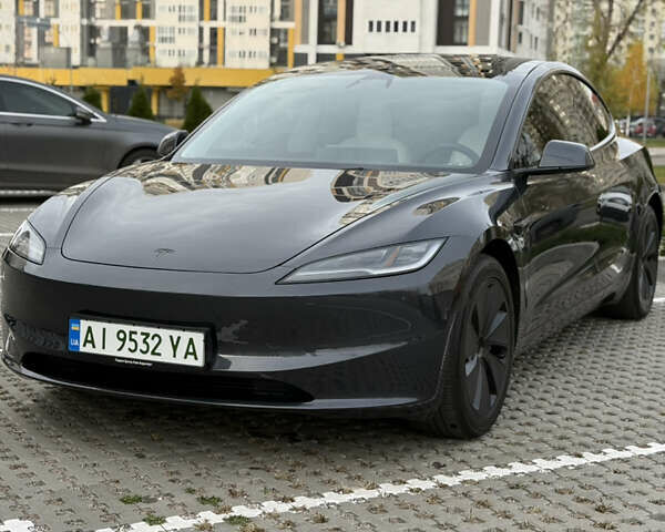 Серый Тесла Модель 3, объемом двигателя 0 л и пробегом 34 тыс. км за 33000 $, фото 1 на Automoto.ua