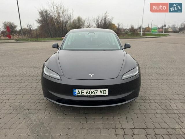 Серый Тесла Модель 3, объемом двигателя 0 л и пробегом 17 тыс. км за 29900 $, фото 1 на Automoto.ua