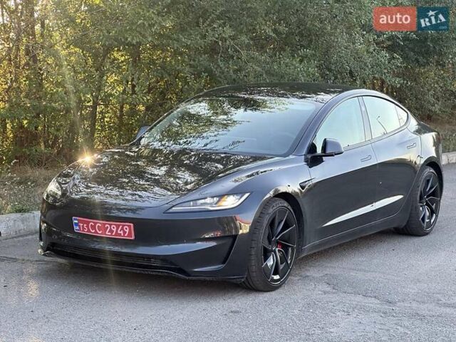 Сірий Тесла Модель 3, об'ємом двигуна 0 л та пробігом 3 тис. км за 39500 $, фото 1 на Automoto.ua