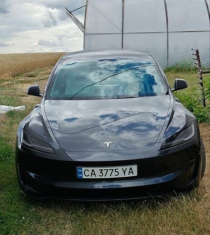 Сірий Тесла Модель 3, об'ємом двигуна 0 л та пробігом 39 тис. км за 42000 $, фото 1 на Automoto.ua