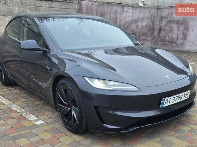 Серый Тесла Модель 3, объемом двигателя 0 л и пробегом 15 тыс. км за 38000 $, фото 1 на Automoto.ua