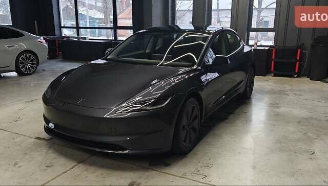 Сірий Тесла Модель 3, об'ємом двигуна 0 л та пробігом 33 тис. км за 32500 $, фото 1 на Automoto.ua