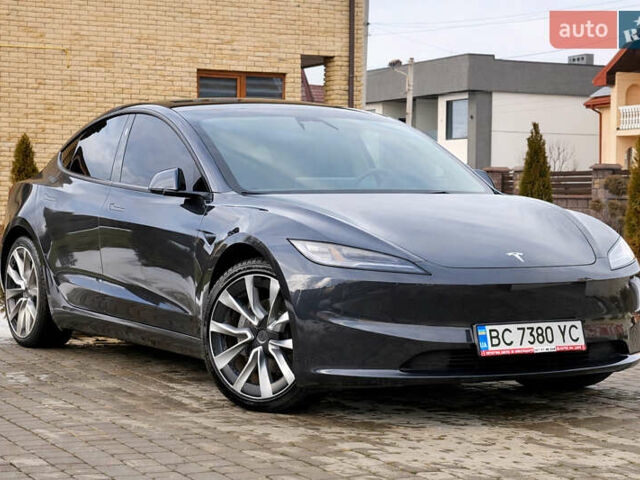 Серый Тесла Модель 3, объемом двигателя 0 л и пробегом 12 тыс. км за 29999 $, фото 1 на Automoto.ua