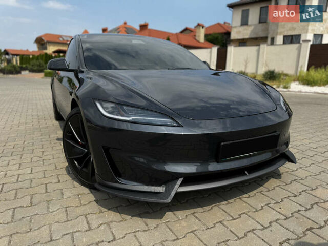 Серый Тесла Модель 3, объемом двигателя 0 л и пробегом 1 тыс. км за 43000 $, фото 1 на Automoto.ua