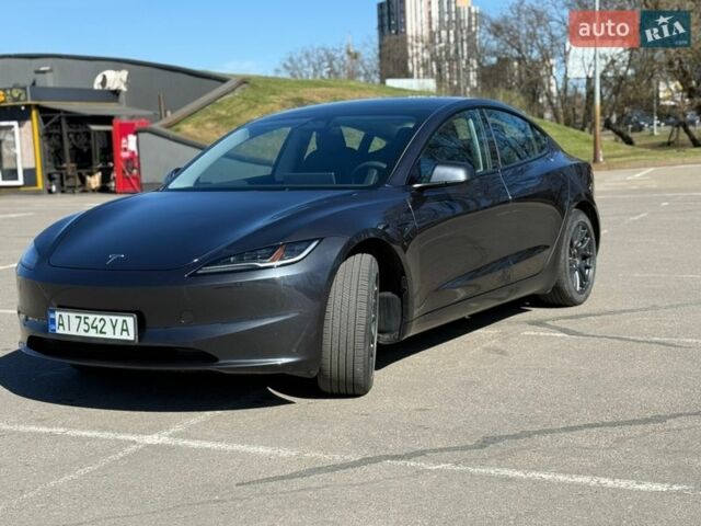 Сірий Тесла Модель 3, об'ємом двигуна 0 л та пробігом 15 тис. км за 26500 $, фото 1 на Automoto.ua