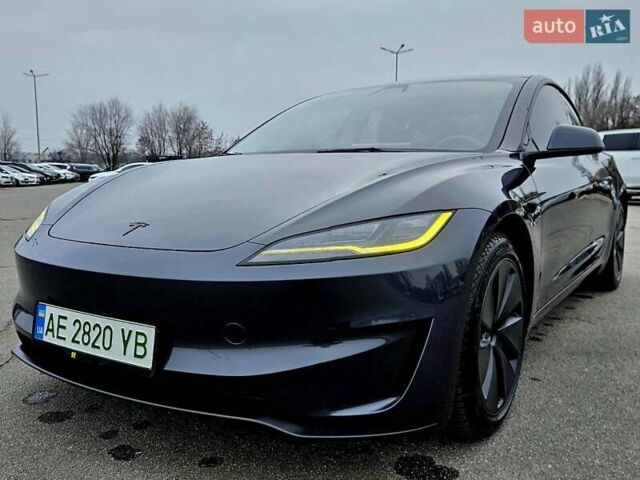 Серый Тесла Модель 3, объемом двигателя 0 л и пробегом 23 тыс. км за 29900 $, фото 1 на Automoto.ua