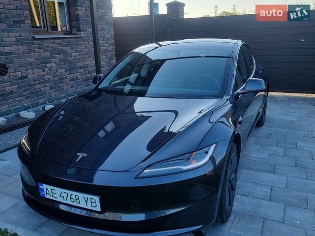 Серый Тесла Модель 3, объемом двигателя 0 л и пробегом 8 тыс. км за 27500 $, фото 1 на Automoto.ua