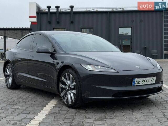 Сірий Тесла Модель 3, об'ємом двигуна 0 л та пробігом 10 тис. км за 26500 $, фото 1 на Automoto.ua