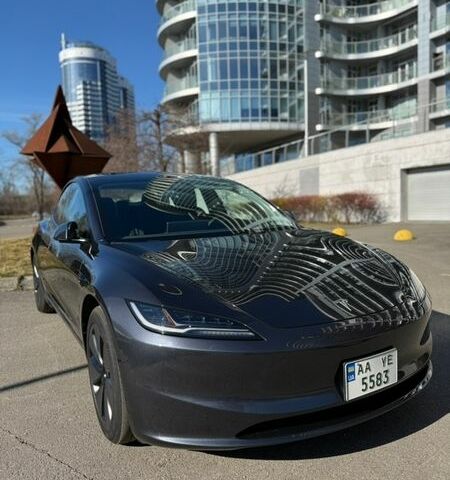 Серый Тесла Модель 3, объемом двигателя 0 л и пробегом 6 тыс. км за 33500 $, фото 1 на Automoto.ua