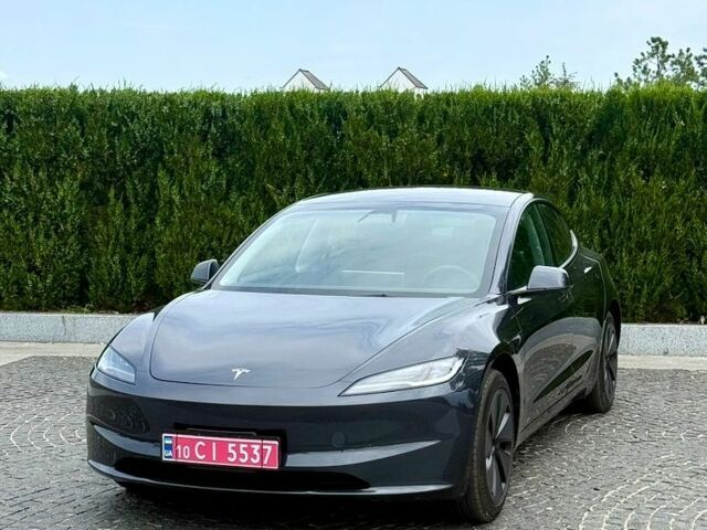 Сірий Тесла Модель 3, об'ємом двигуна 0 л та пробігом 4 тис. км за 28550 $, фото 1 на Automoto.ua