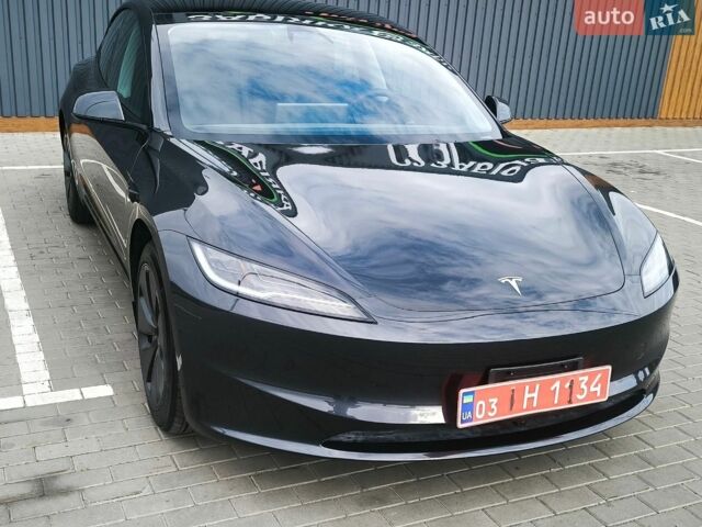 Сірий Тесла Модель 3, об'ємом двигуна 0 л та пробігом 6 тис. км за 28300 $, фото 1 на Automoto.ua