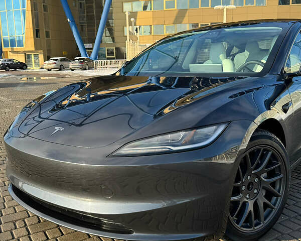 Сірий Тесла Модель 3, об'ємом двигуна 0 л та пробігом 5 тис. км за 27999 $, фото 1 на Automoto.ua