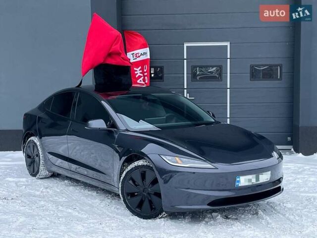 Серый Тесла Модель 3, объемом двигателя 0 л и пробегом 6 тыс. км за 30999 $, фото 1 на Automoto.ua