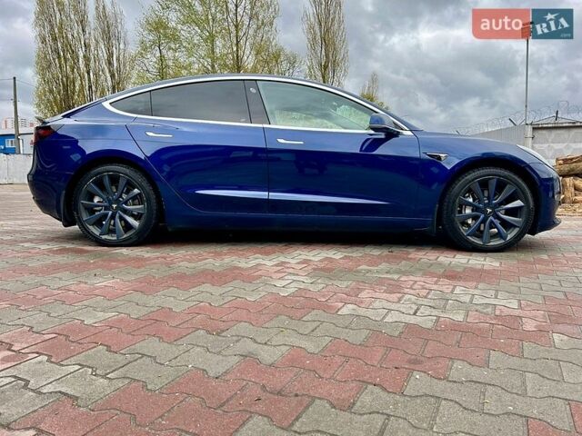 Синий Тесла Модель 3, объемом двигателя 0 л и пробегом 182 тыс. км за 15000 $, фото 1 на Automoto.ua