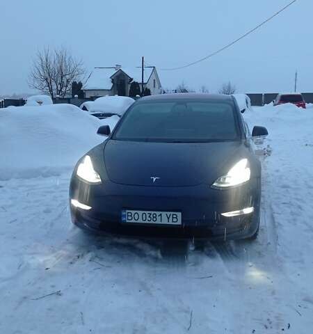 Синий Тесла Модель 3, объемом двигателя 0 л и пробегом 256 тыс. км за 11500 $, фото 1 на Automoto.ua