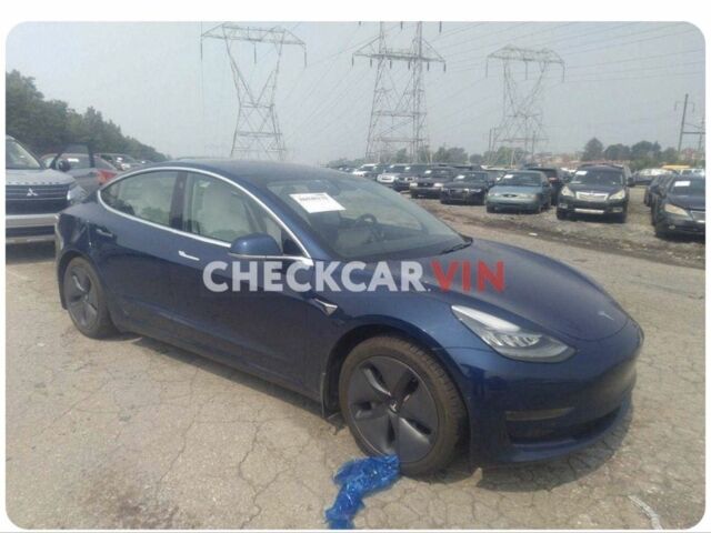 Синий Тесла Модель 3, объемом двигателя 0 л и пробегом 25 тыс. км за 7000 $, фото 1 на Automoto.ua