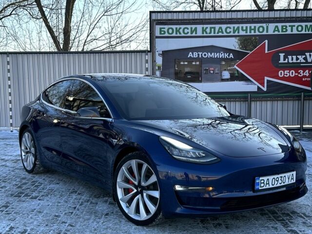 Синій Тесла Модель 3, об'ємом двигуна 0 л та пробігом 157 тис. км за 19500 $, фото 1 на Automoto.ua