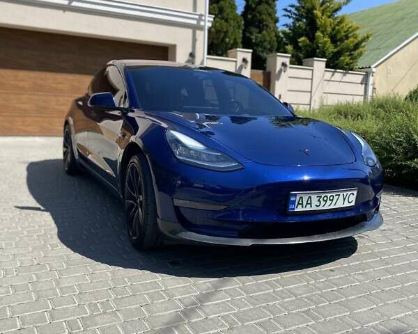 Синий Тесла Модель 3, объемом двигателя 0 л и пробегом 250 тыс. км за 18500 $, фото 1 на Automoto.ua
