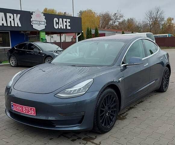 Синій Тесла Модель 3, об'ємом двигуна 0 л та пробігом 132 тис. км за 16800 $, фото 1 на Automoto.ua