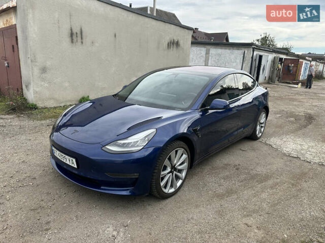 Синий Тесла Модель 3, объемом двигателя 0 л и пробегом 57 тыс. км за 18200 $, фото 1 на Automoto.ua