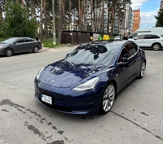 Синий Тесла Модель 3, объемом двигателя 0 л и пробегом 116 тыс. км за 16700 $, фото 1 на Automoto.ua