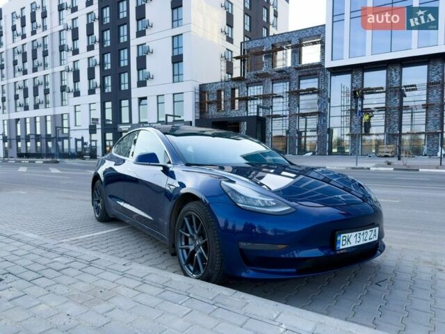 Синій Тесла Модель 3, об'ємом двигуна 0 л та пробігом 180 тис. км за 16999 $, фото 1 на Automoto.ua